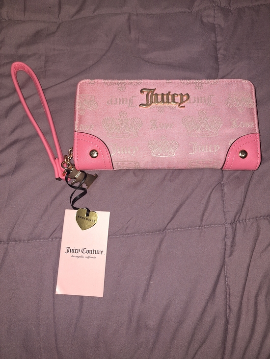 Juicy Couture Handbags - Juicy Couture Pink Signature Wristlet Wallet